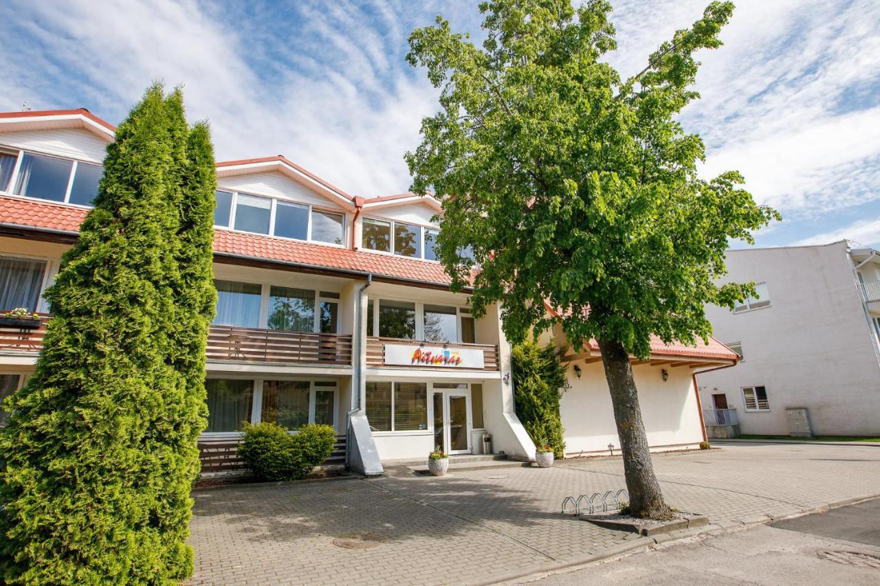 Viesbutis Prie Fontano Palanga Exterior foto